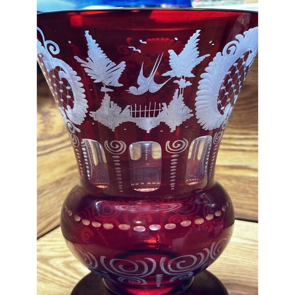 HUGE EGERMANN RUBY RED CUT-TO-CLEAR VASE, STAG & CASTLE, DEER, BOHEMIA - Picture 2 of 8